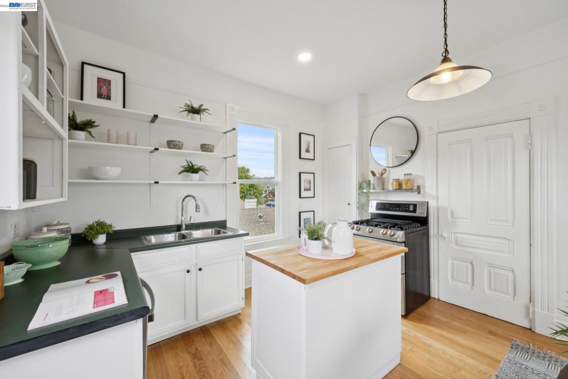 Property photo 35