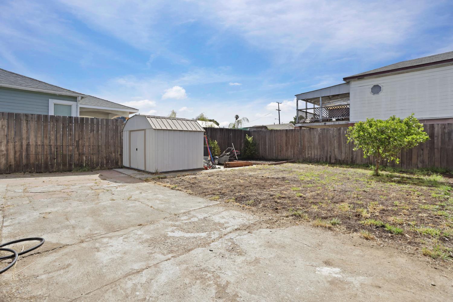 Property photo 33