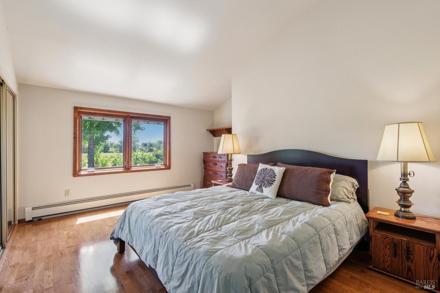 Property photo 35