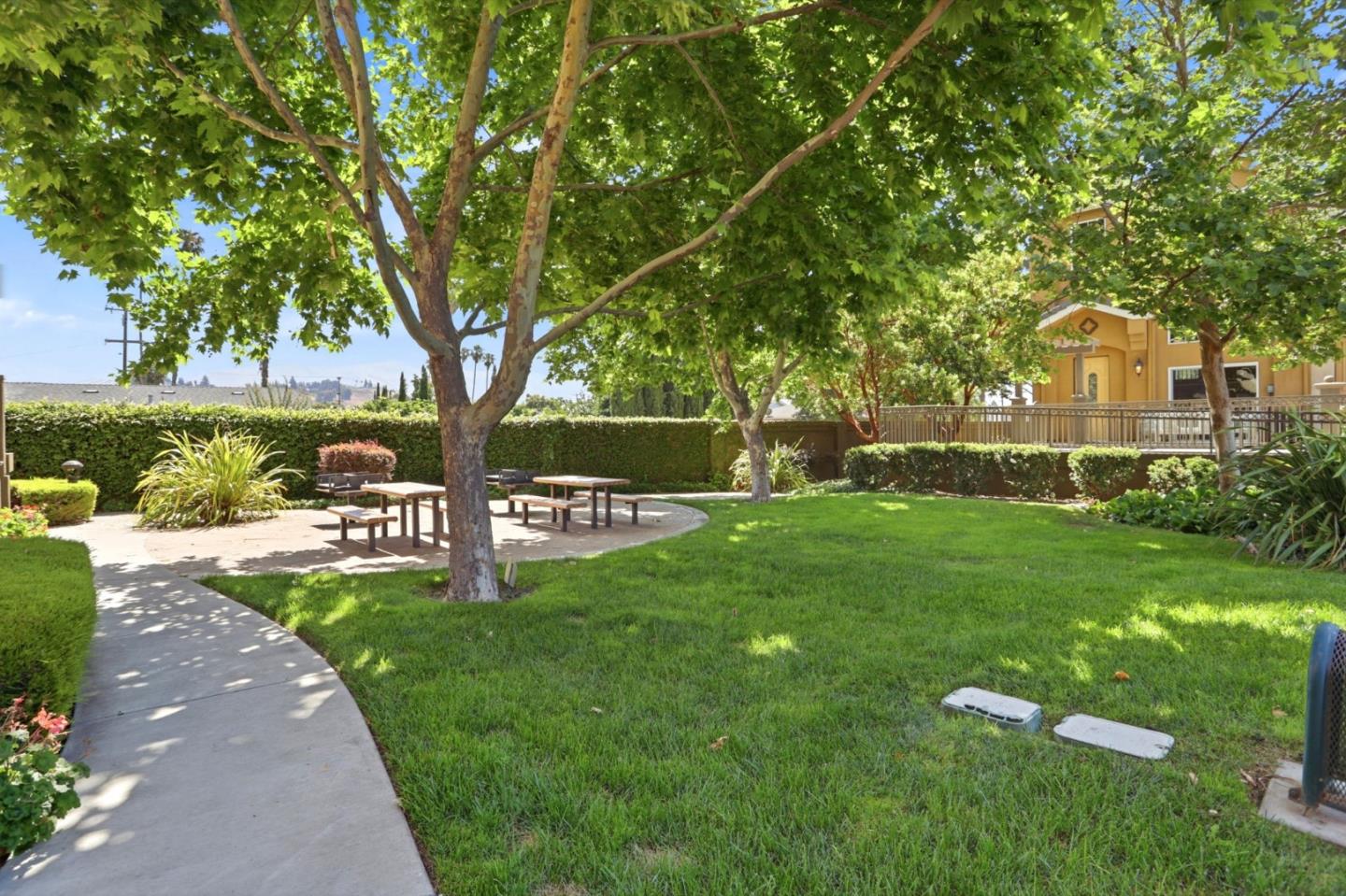Property photo 41