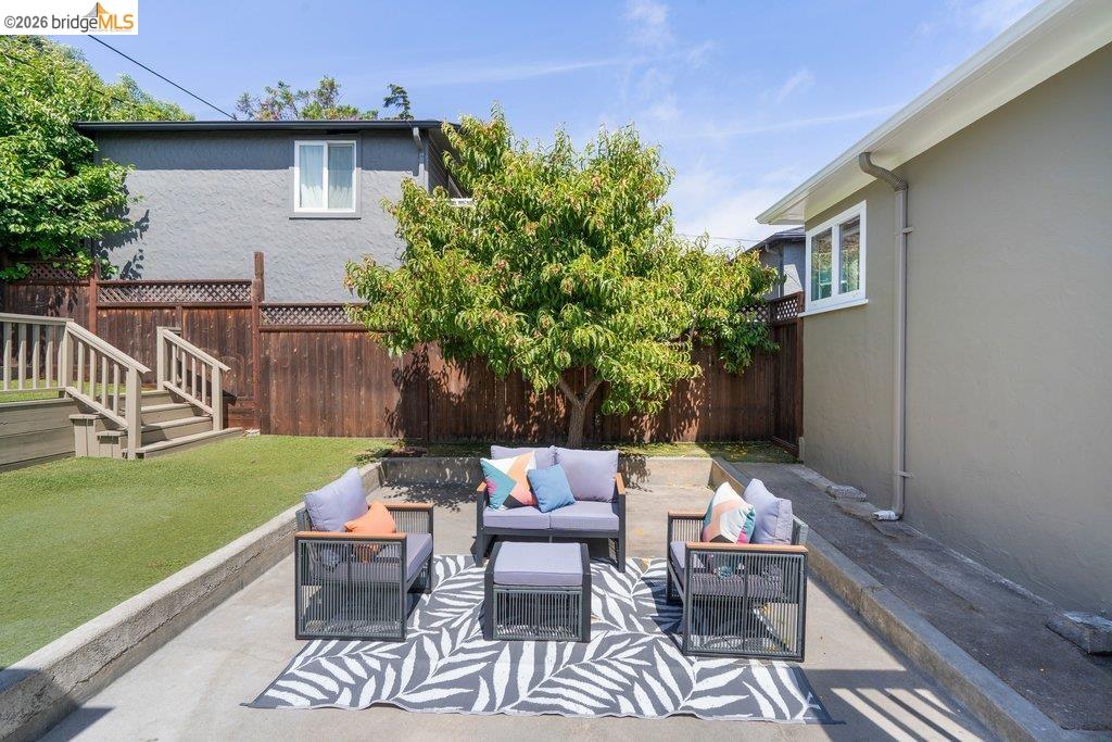 Property photo 32