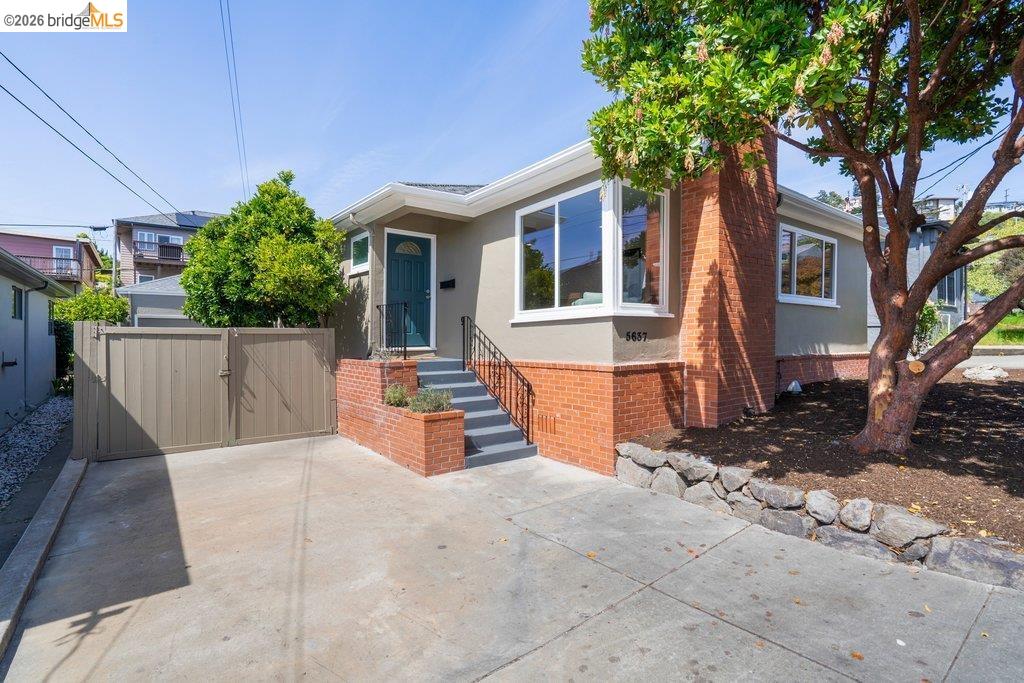 Property photo 38