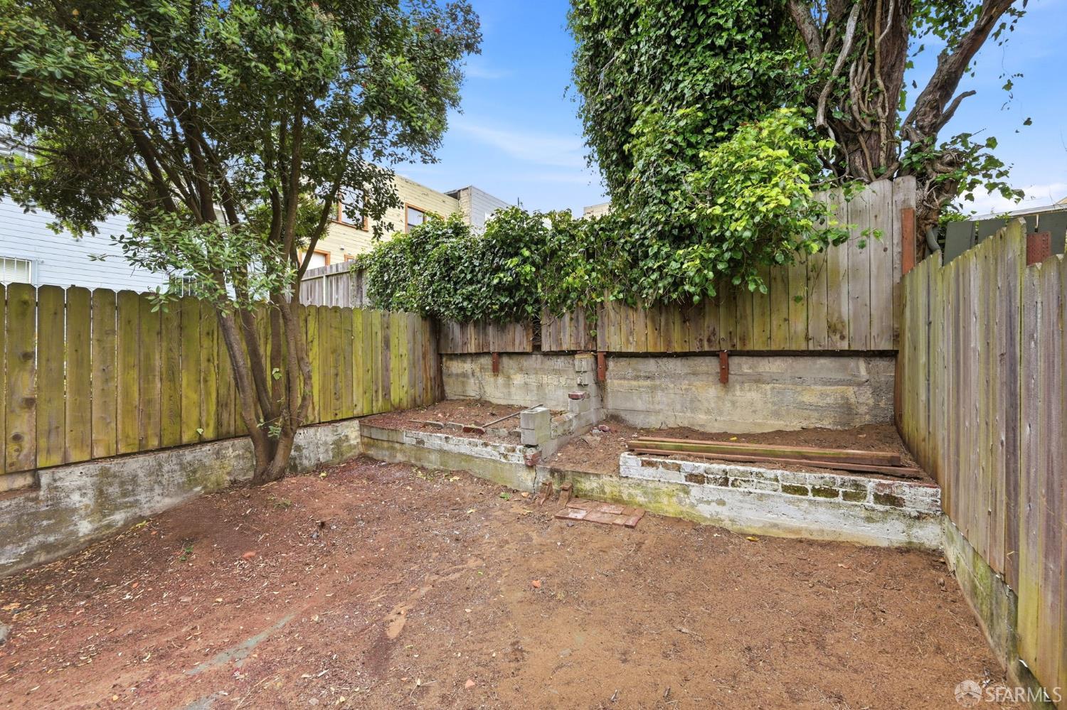 Property photo 38