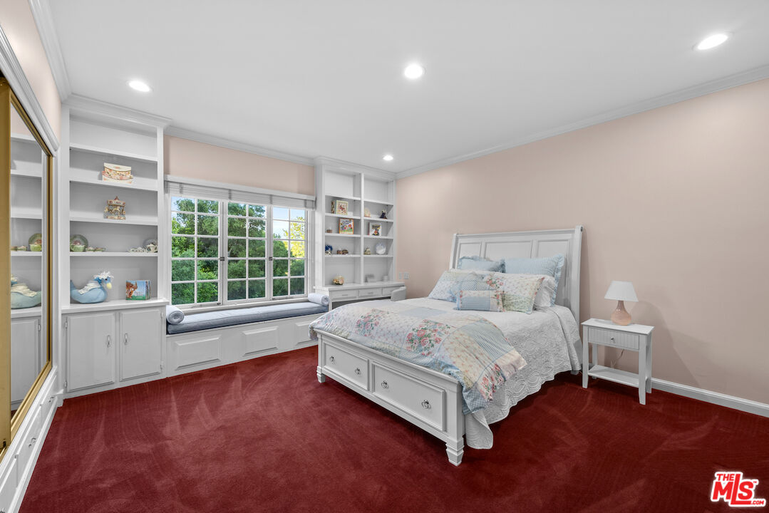 Property photo 30