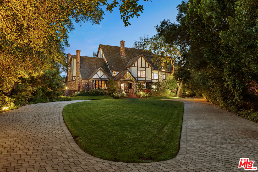 Property photo 40