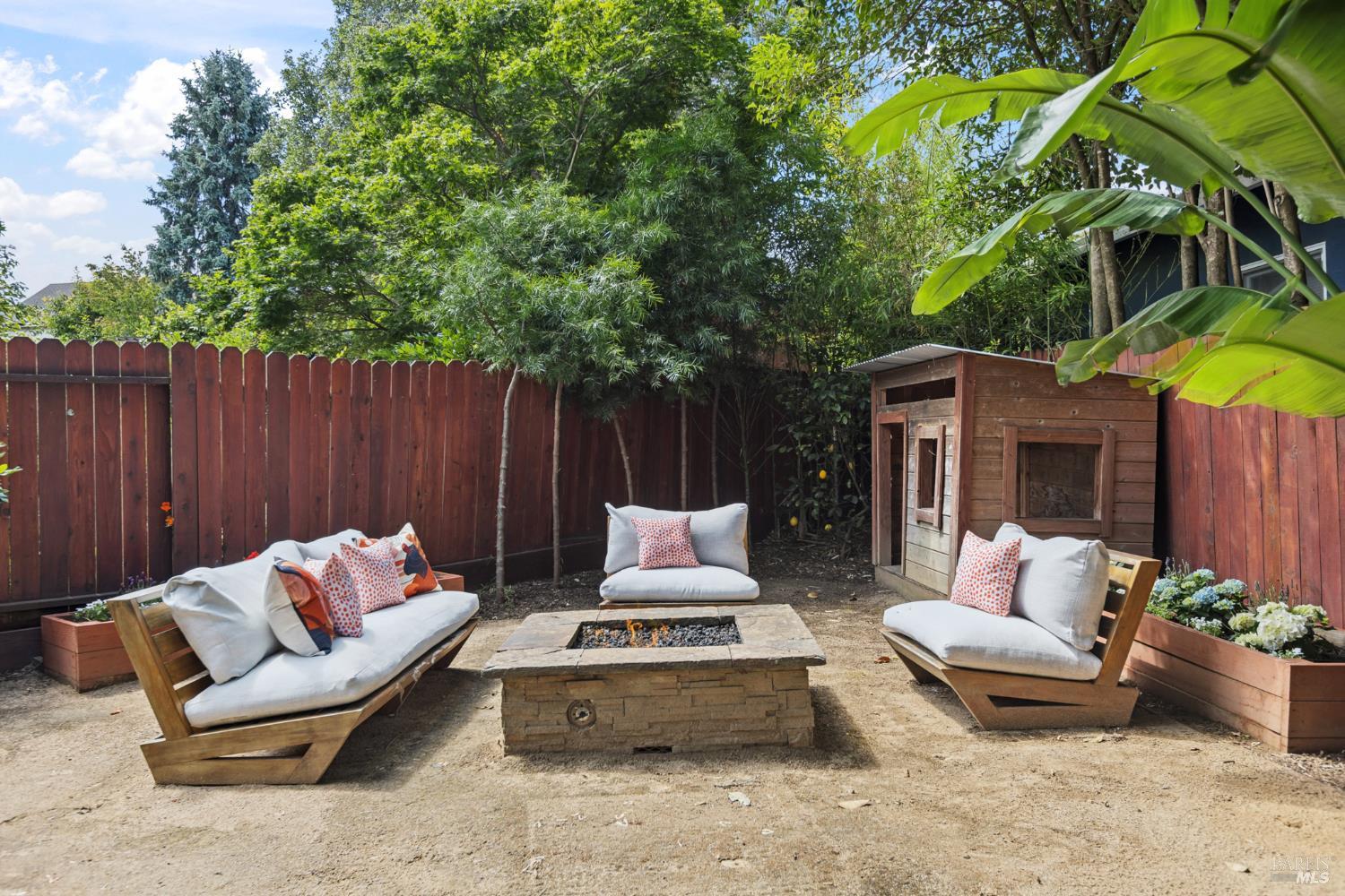 Property photo 31