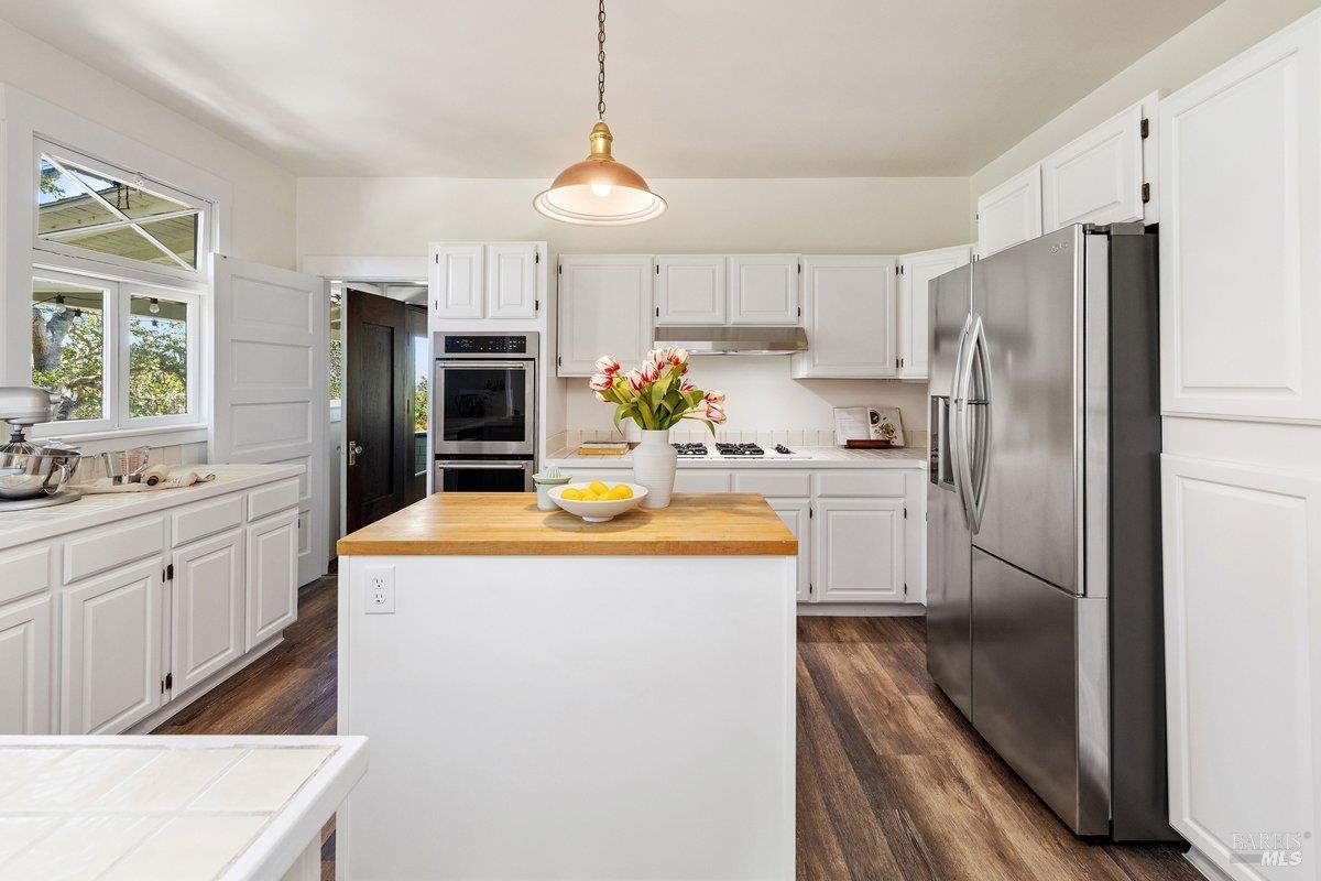 Property photo 28