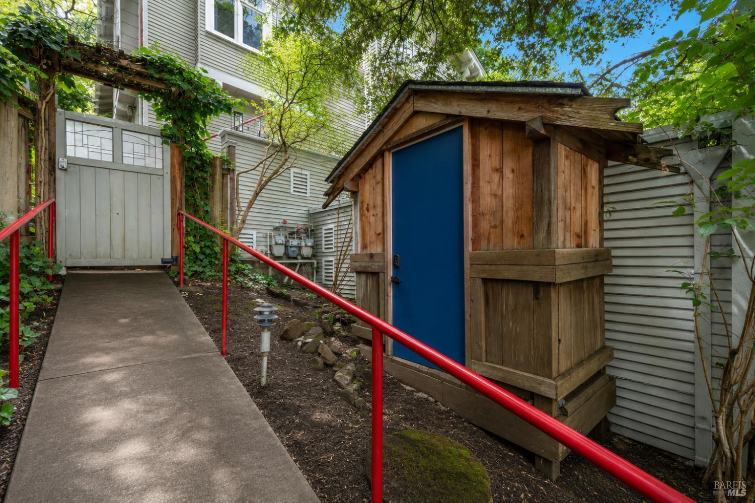 Property photo 8