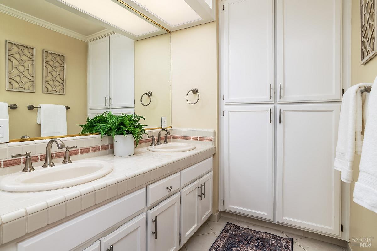 Property photo 38