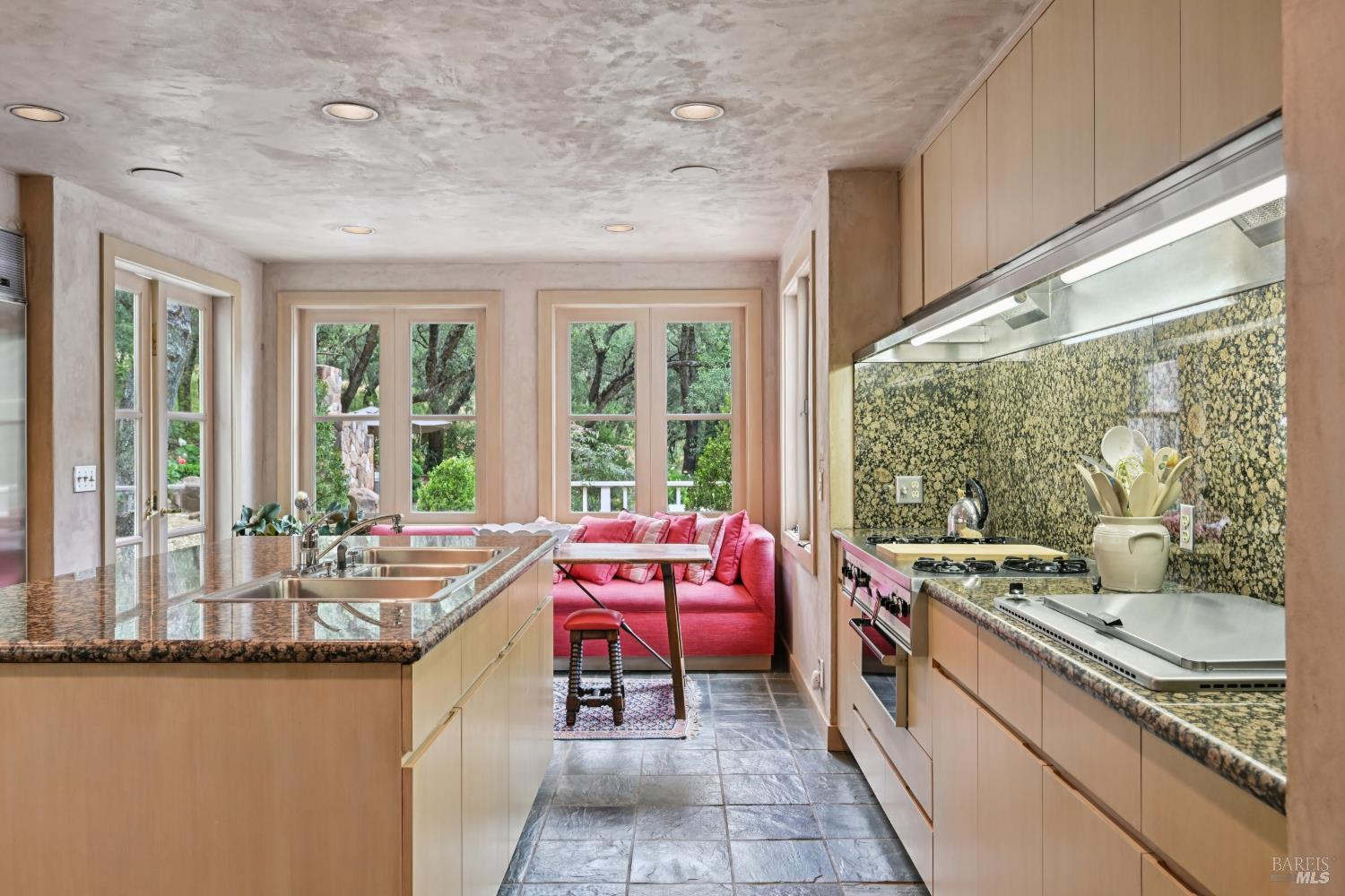 Property photo 22