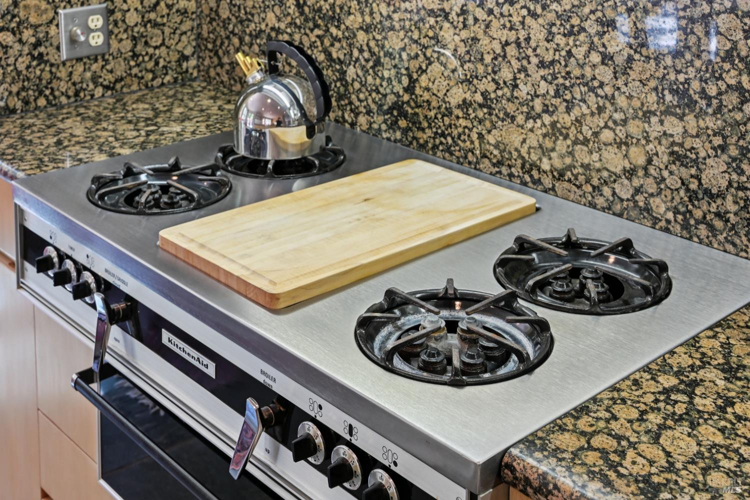 Property photo 25