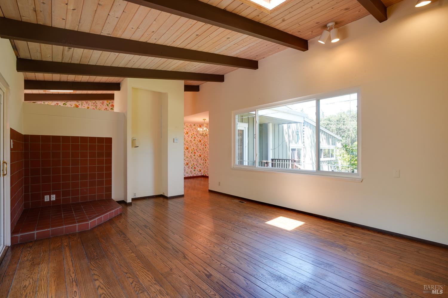 Property photo 33