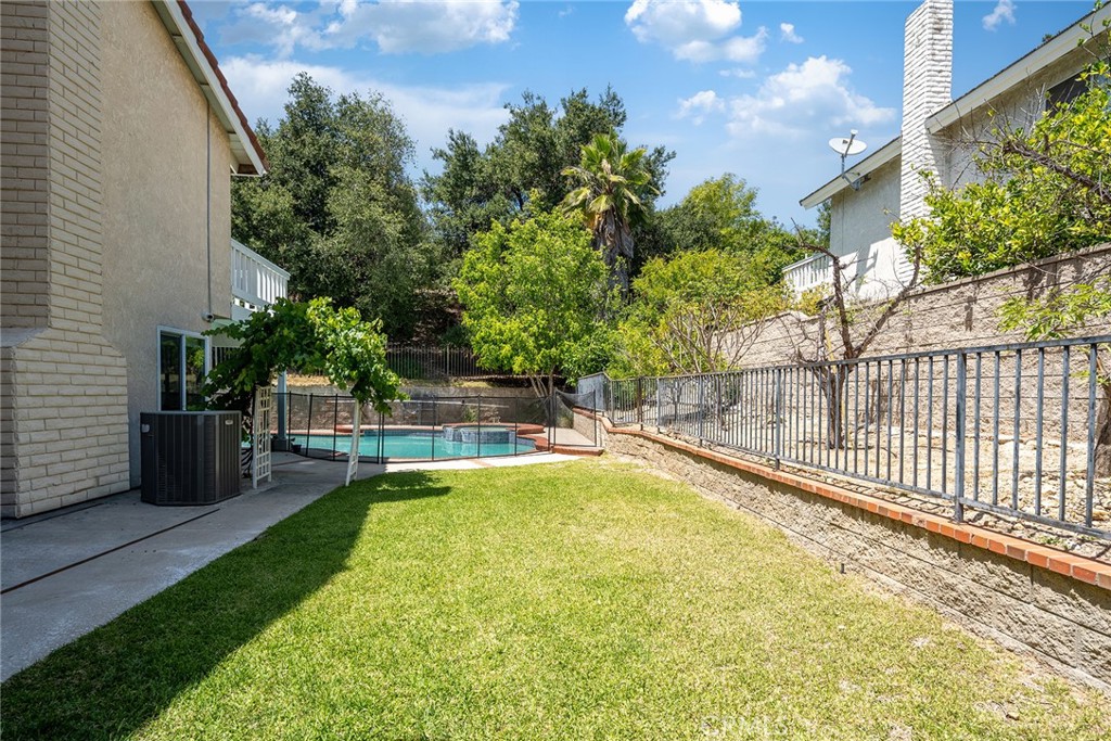 Property photo 43