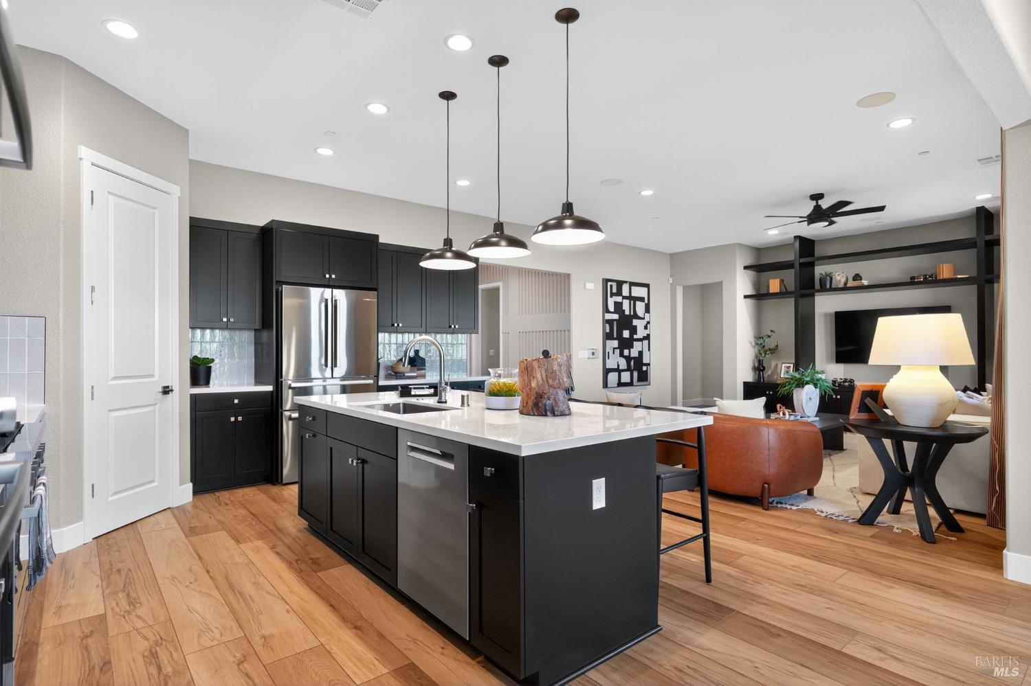 Property photo 25