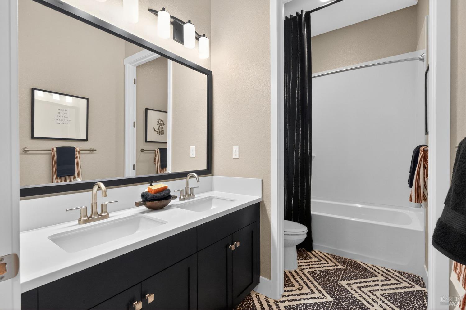 Property photo 38
