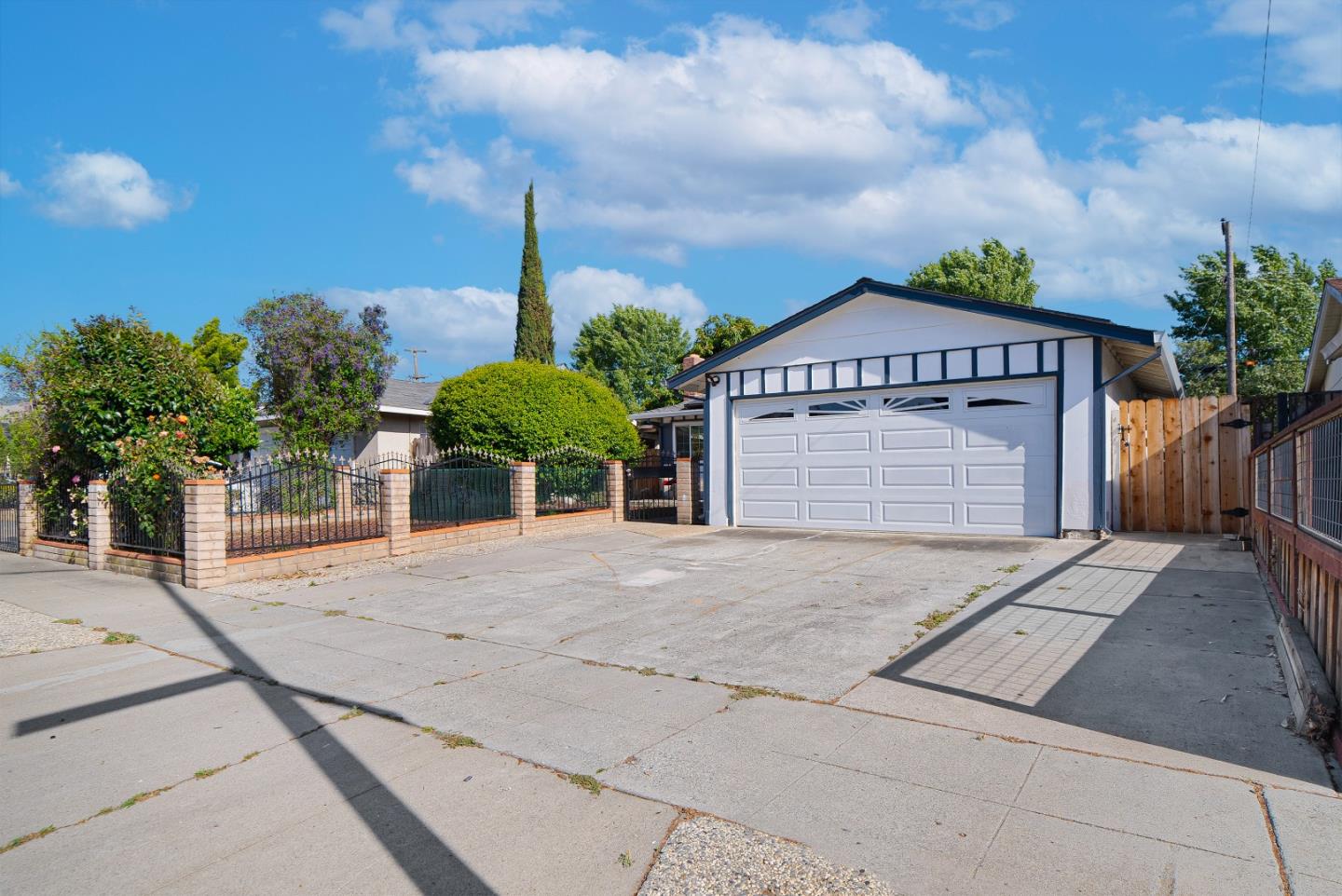 Property photo 32