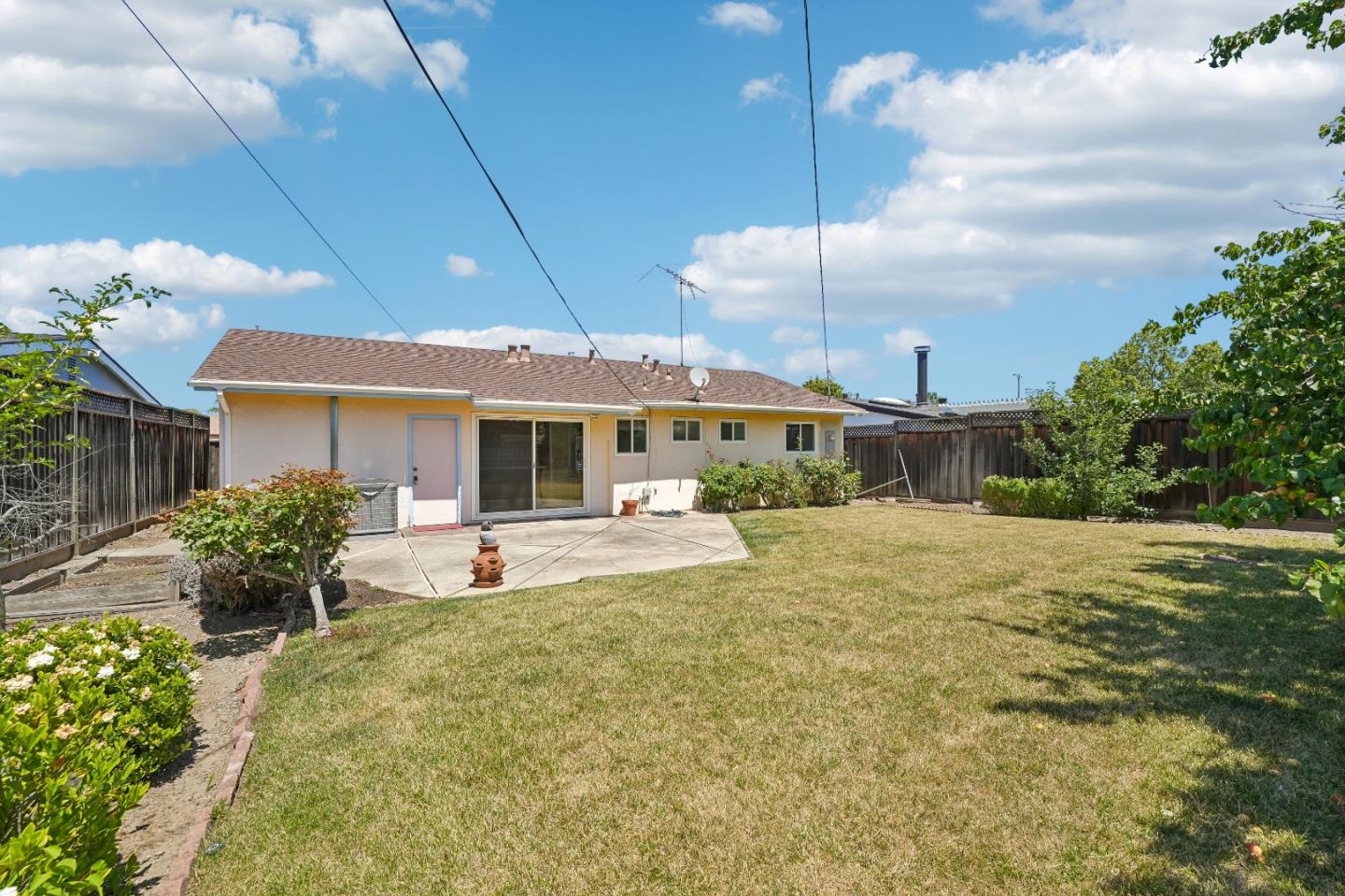 Property photo 25