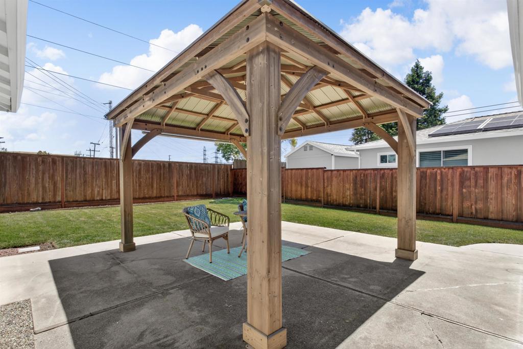 Property photo 41