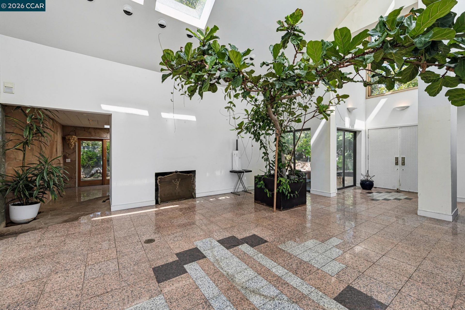 Property photo 28