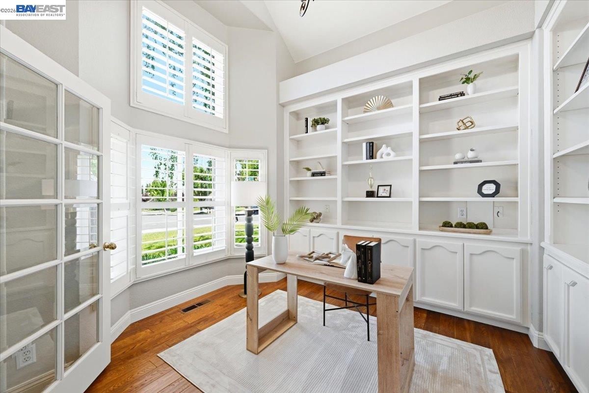 Property photo 44