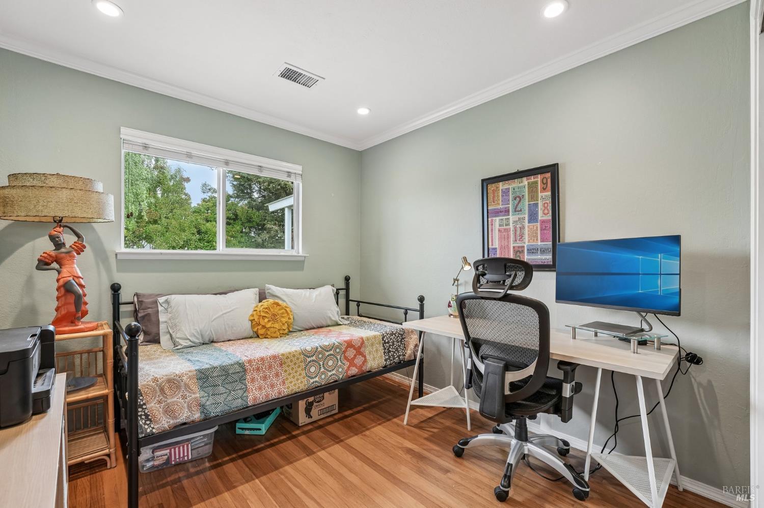 Property photo 37