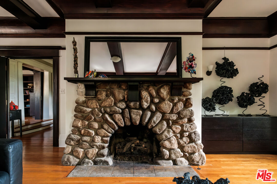 Property photo 31