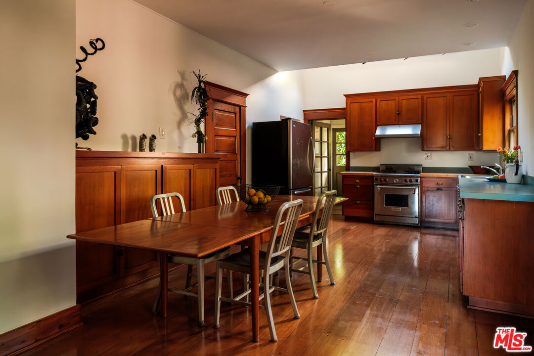 Property photo 34