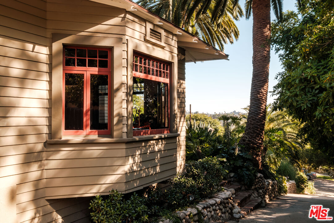 Property photo 44
