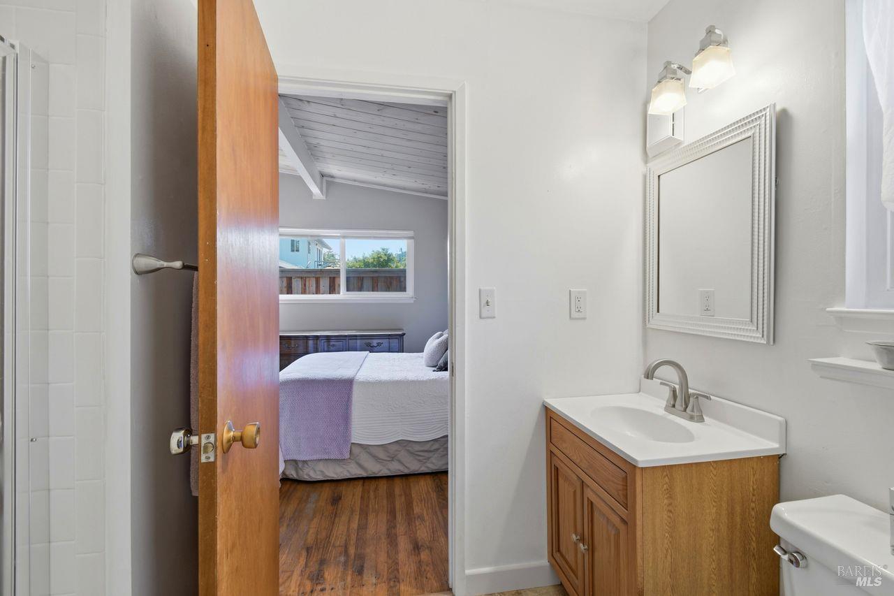 Property photo 24