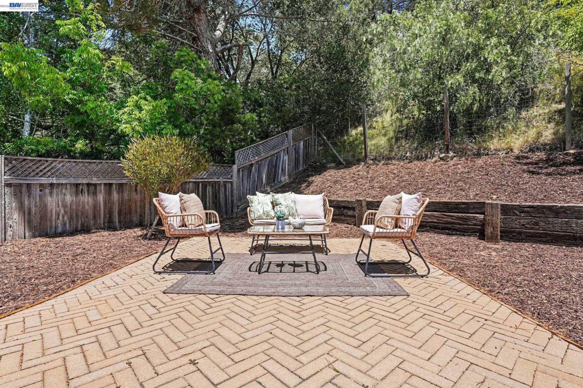 Property photo 38