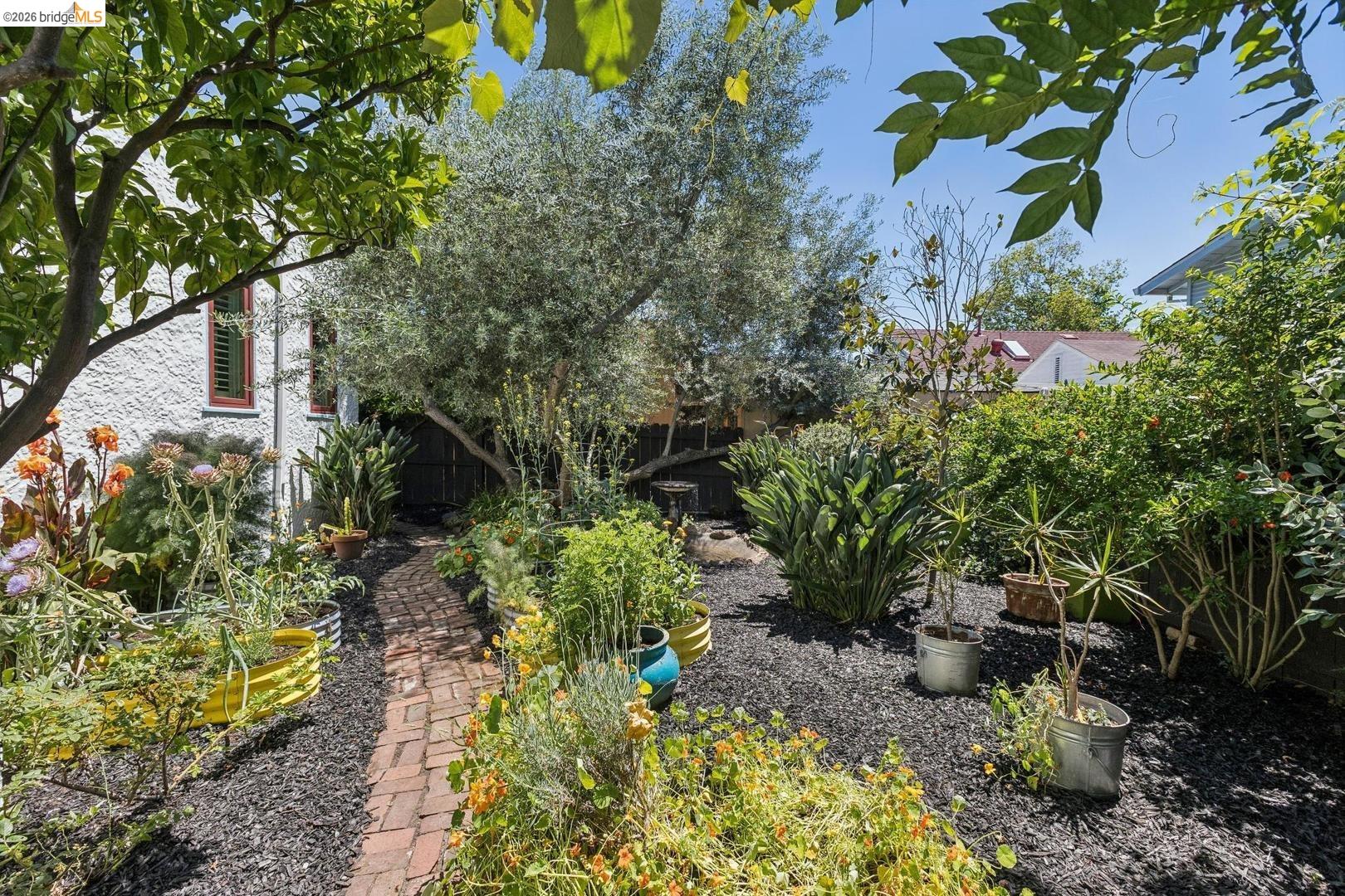 Property photo 33