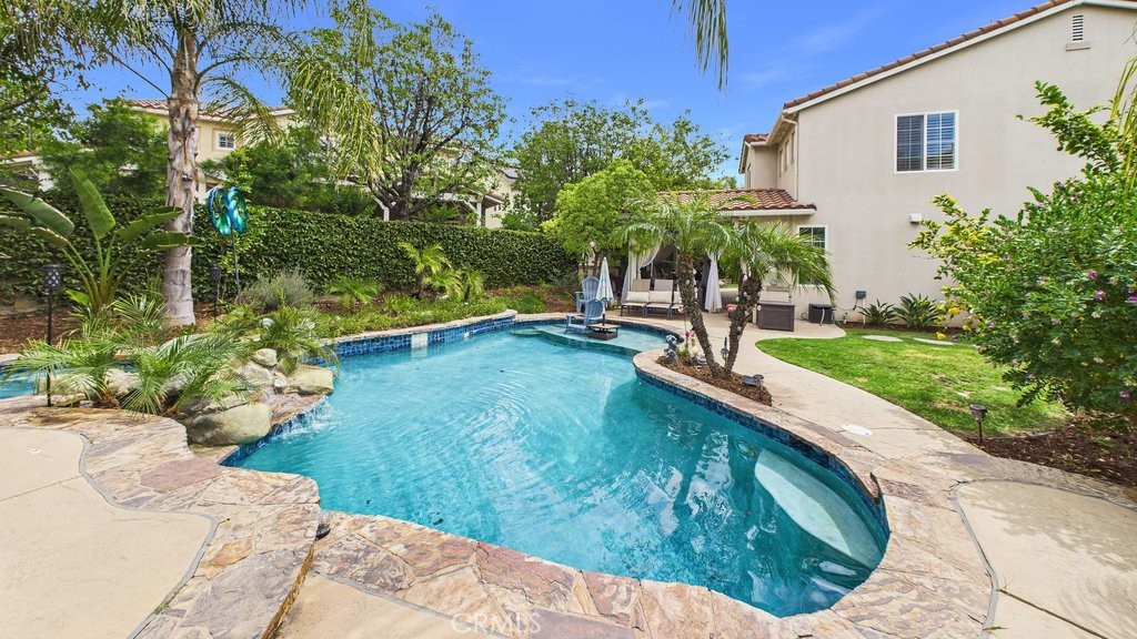 Property photo 37