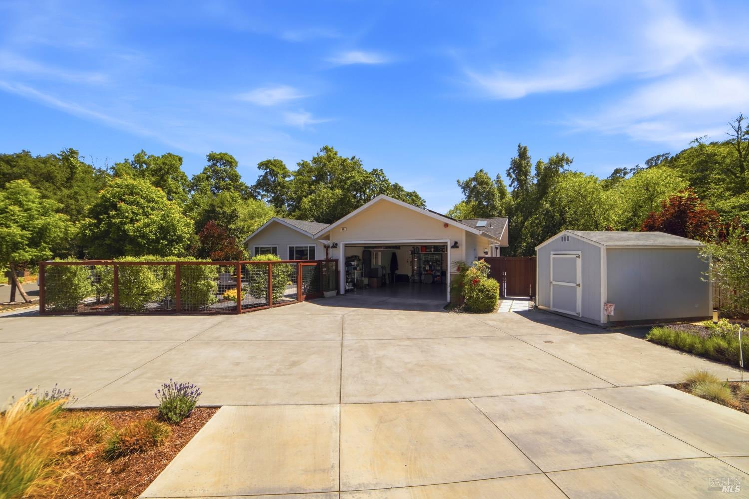 Property photo 33