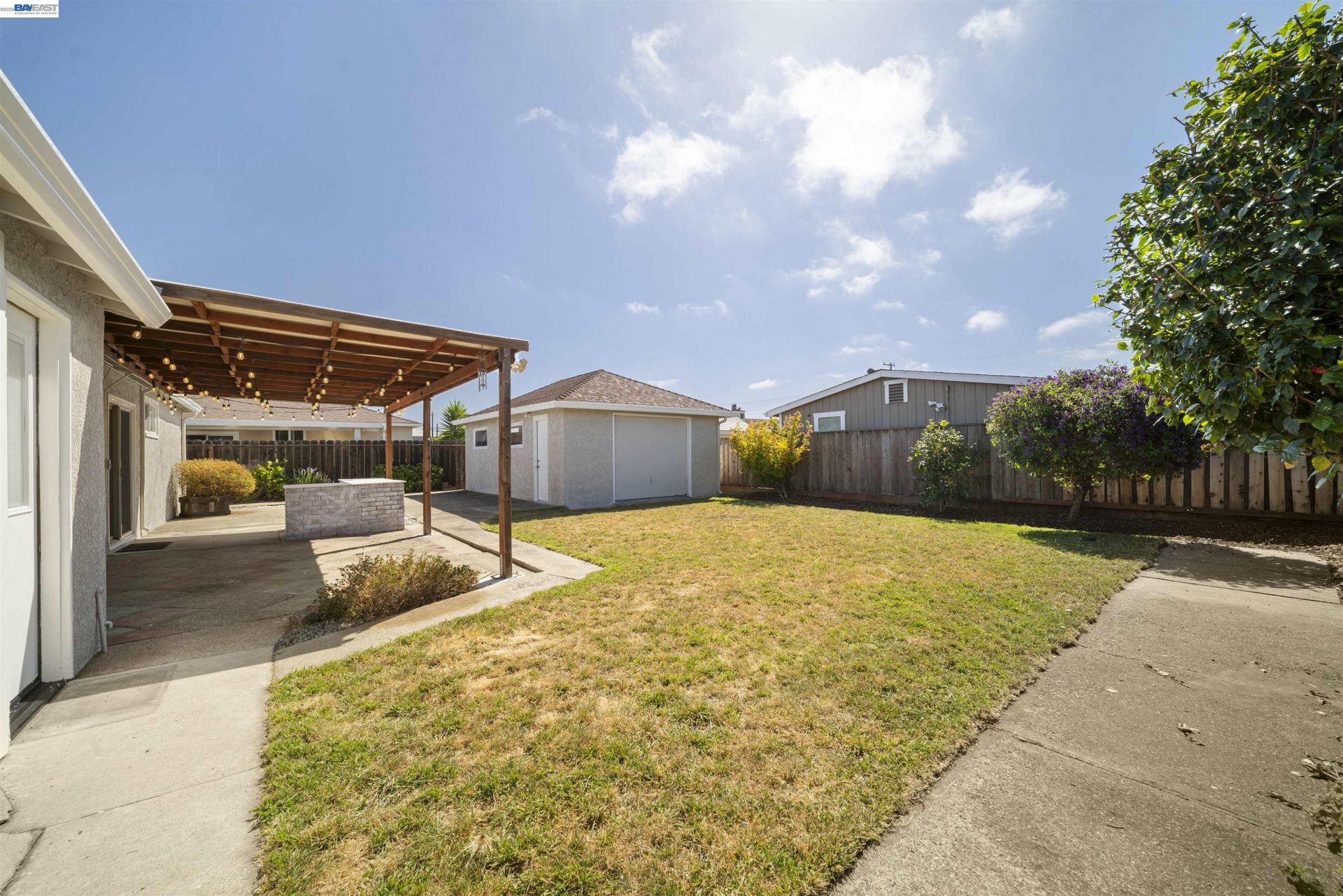 Property photo 33