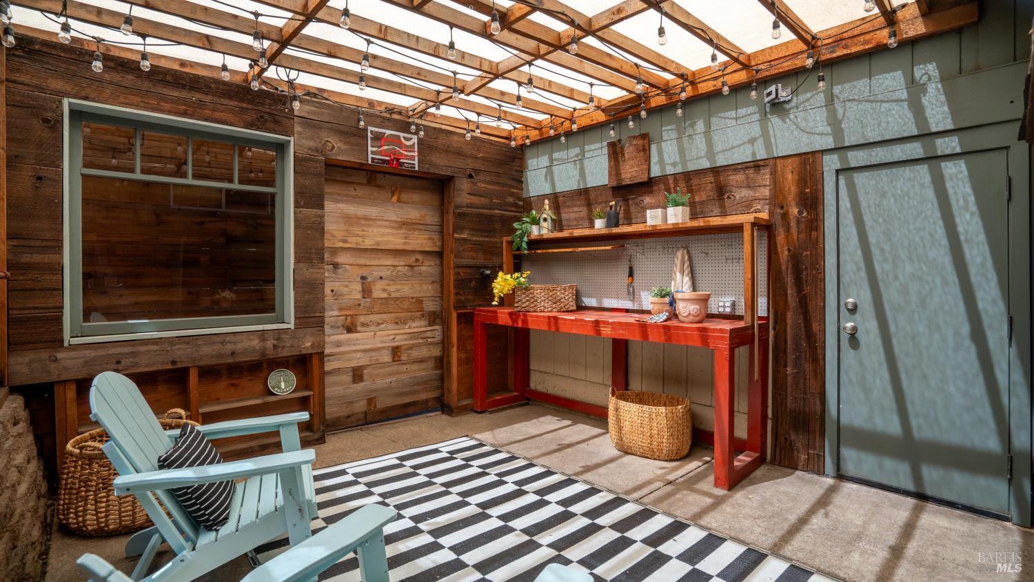 Property photo 37