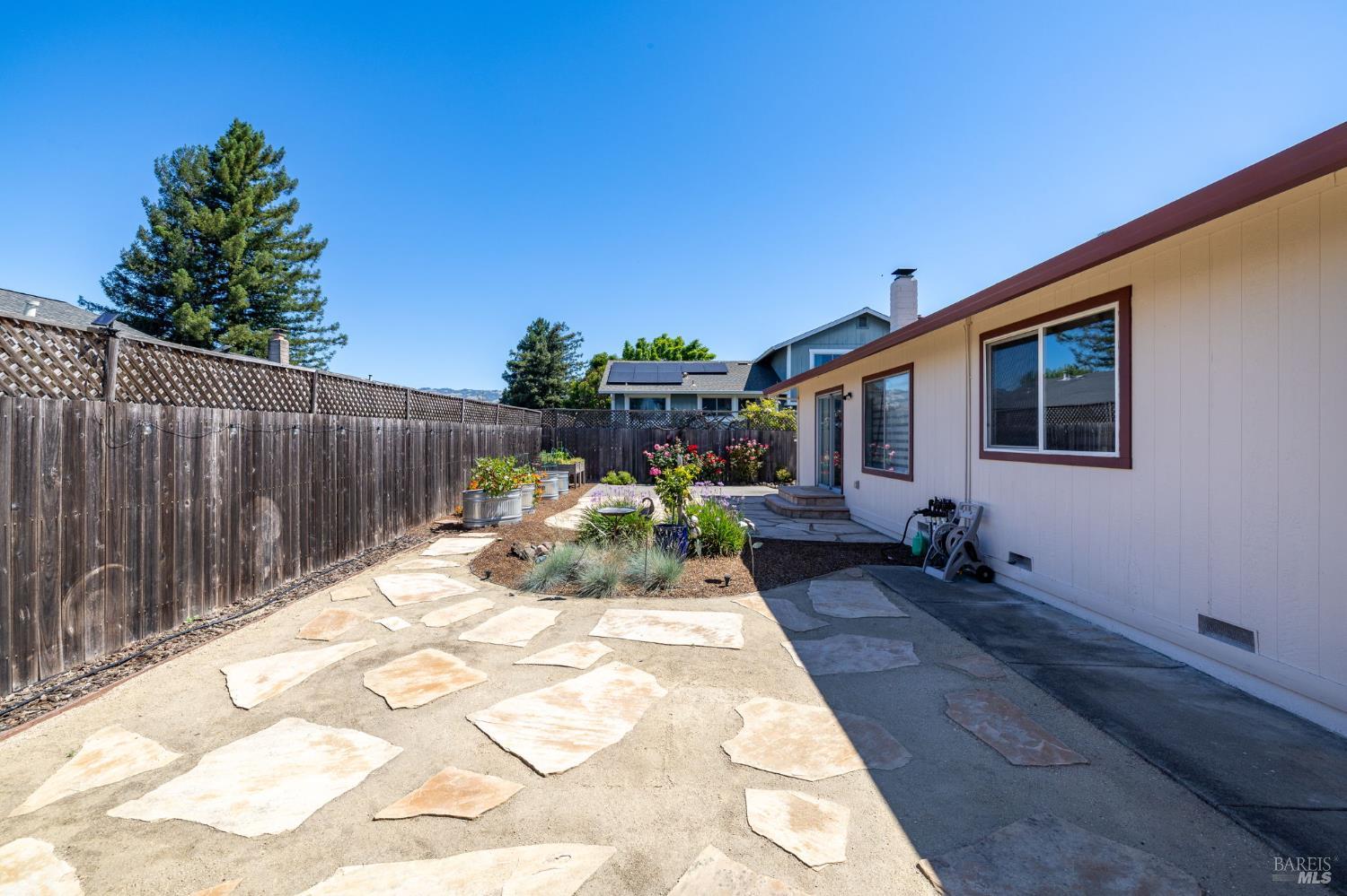 Property photo 42
