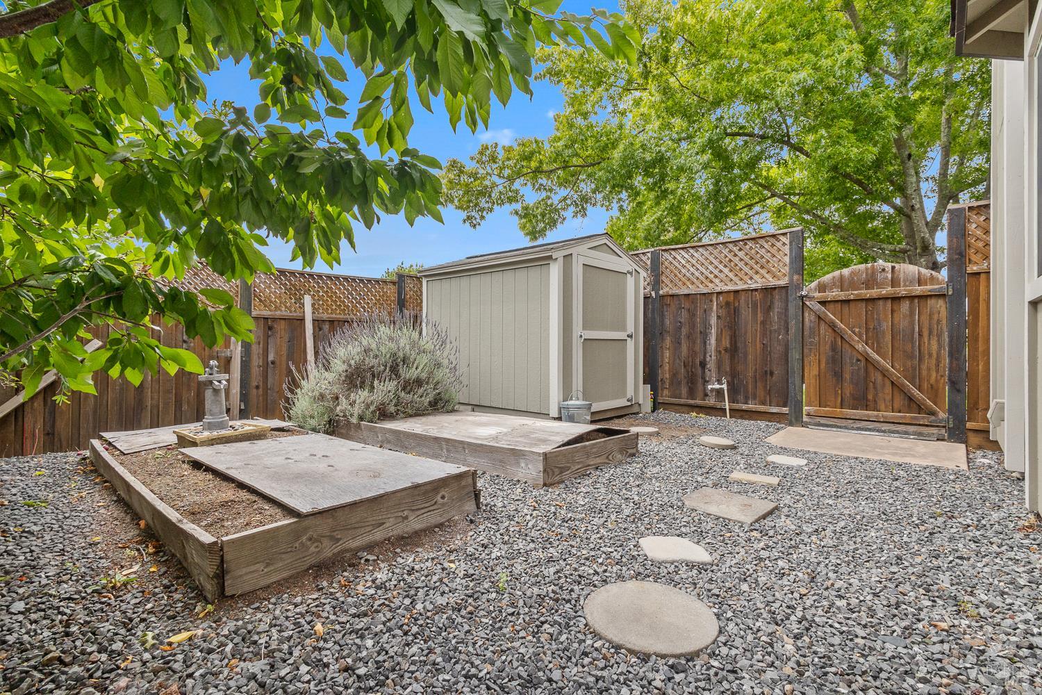 Property photo 36