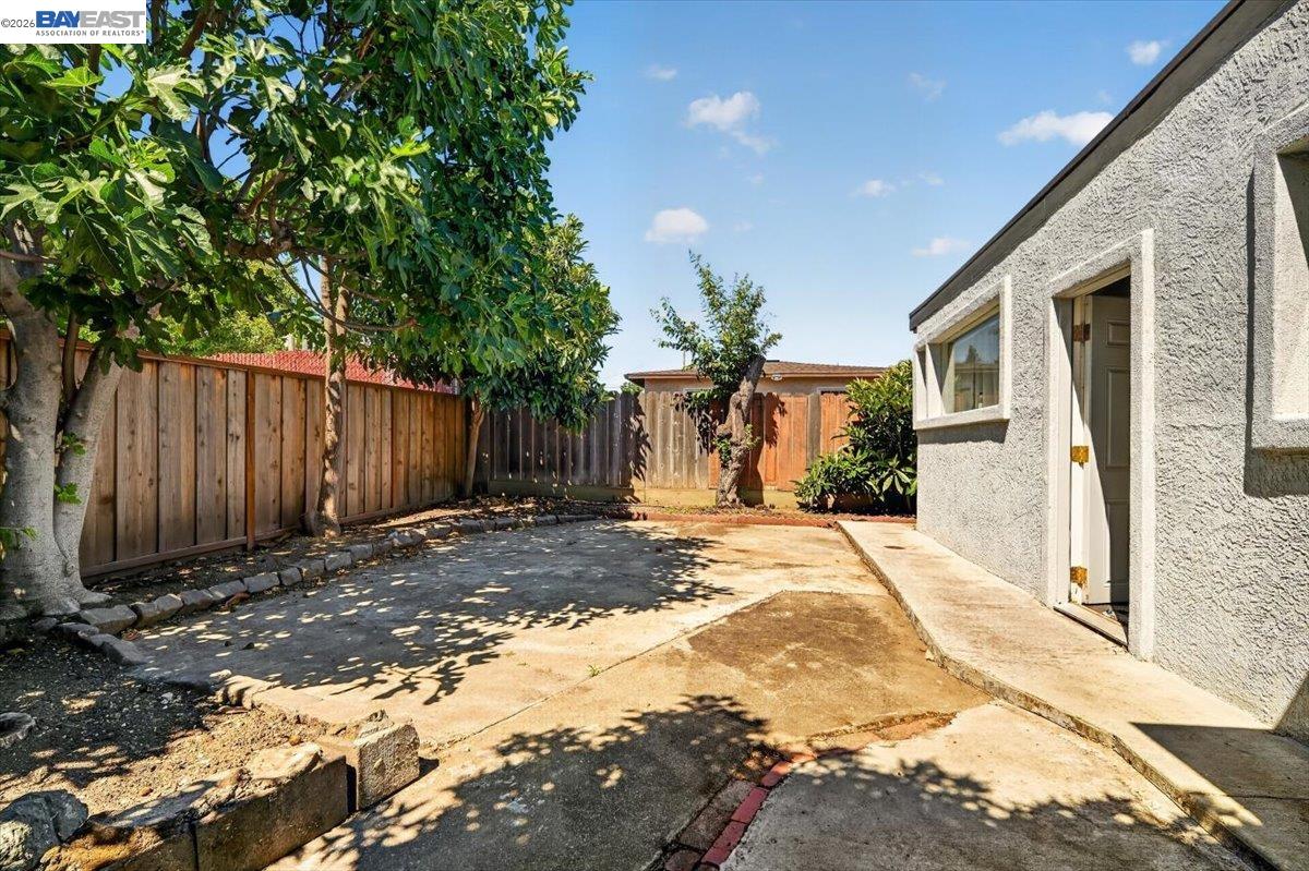 Property photo 35