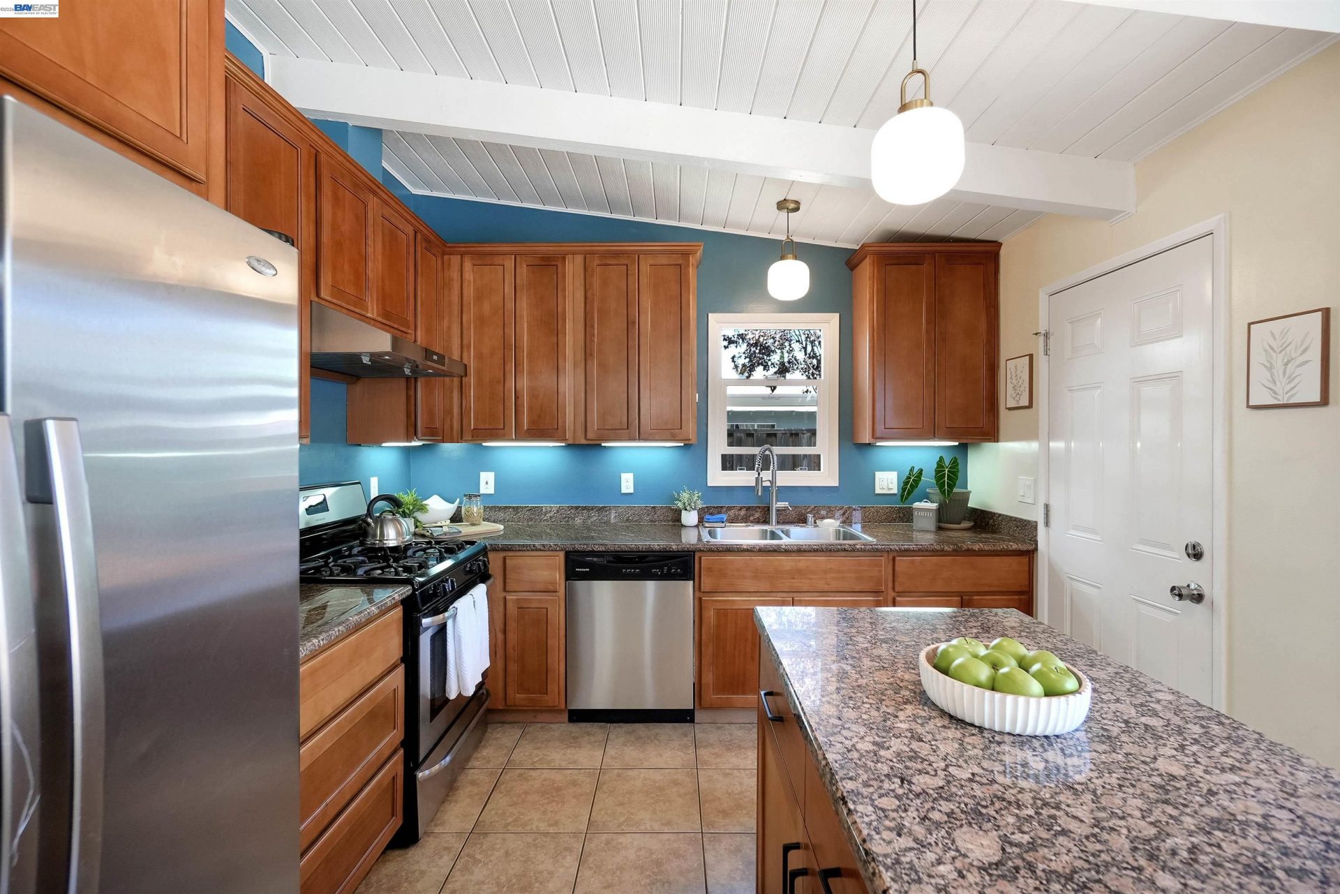 Property photo 40