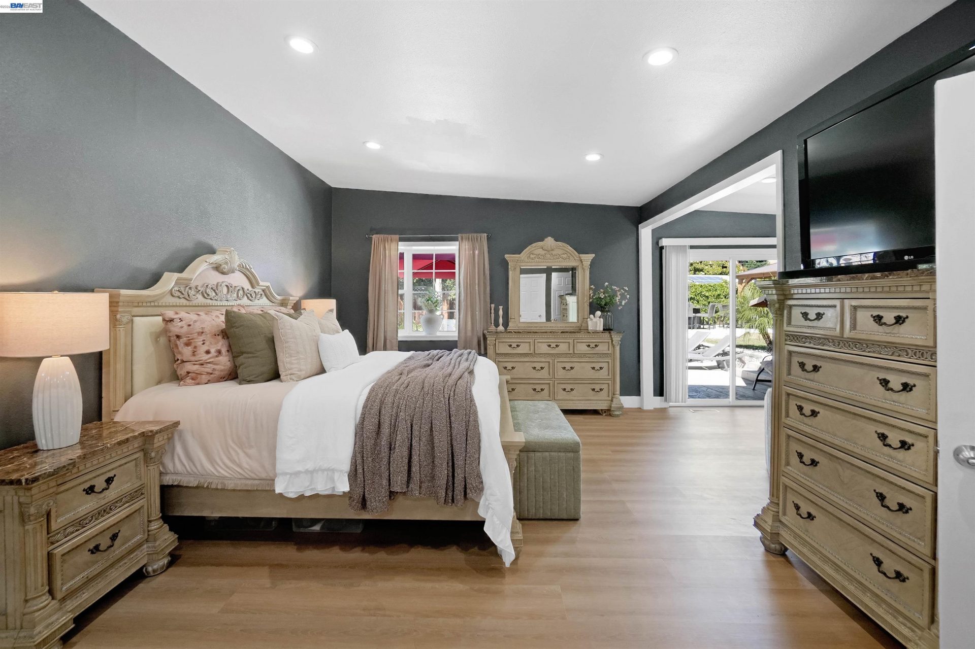 Property photo 48