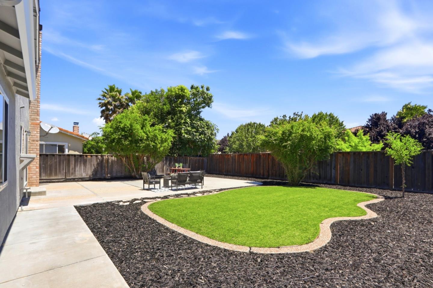 Property photo 33