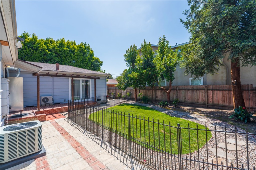 Property photo 44