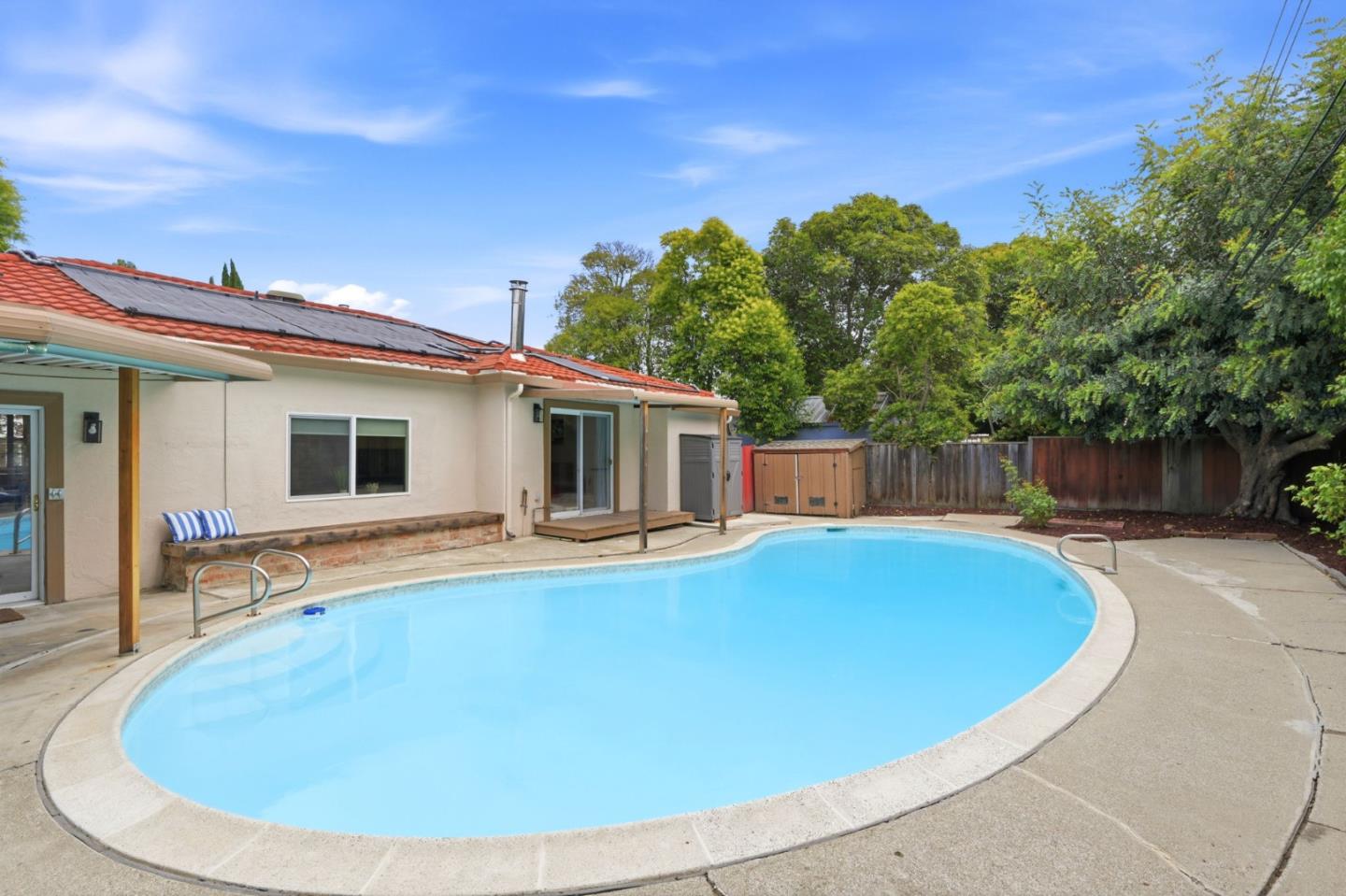 Property photo 44