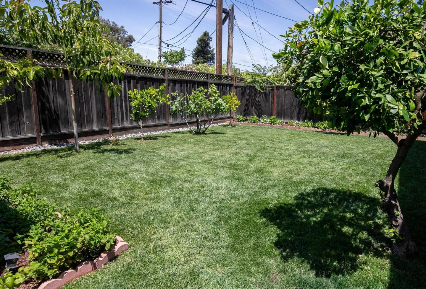 Property photo 37