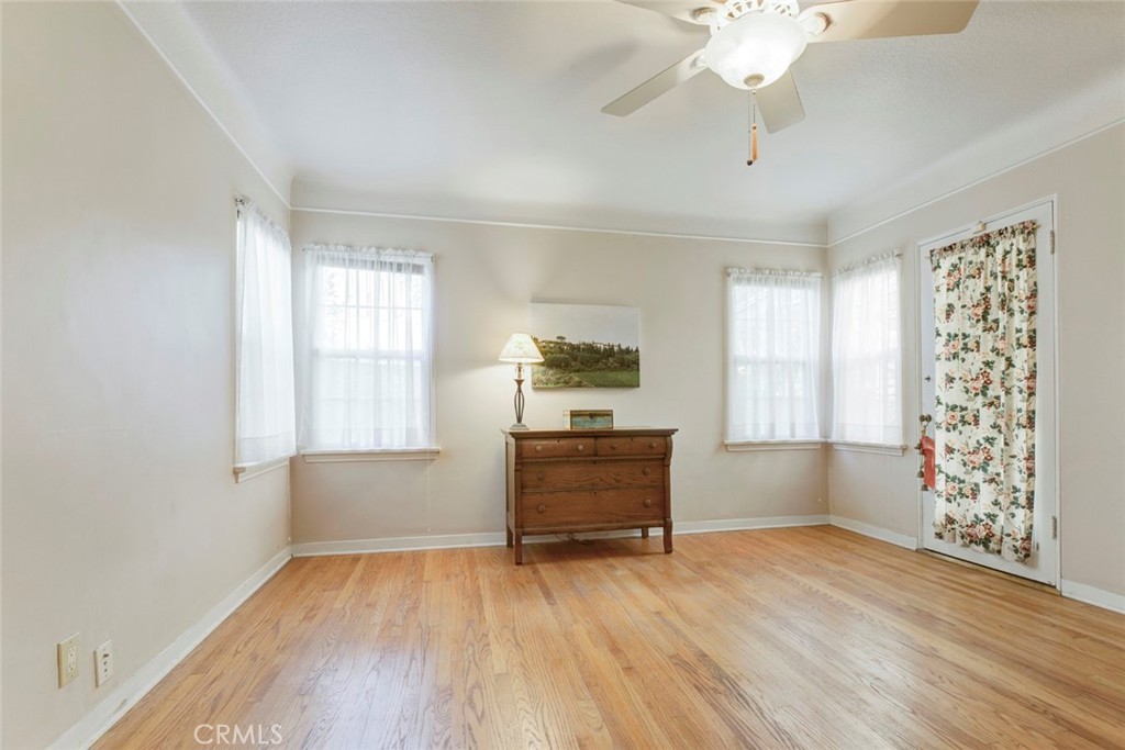 Property photo 32