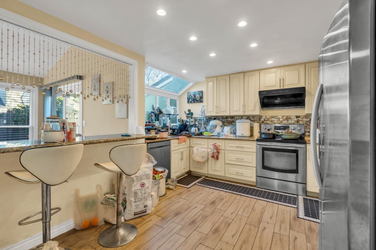 Property photo 24