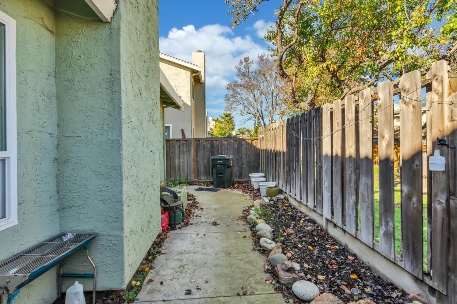 Property photo 40