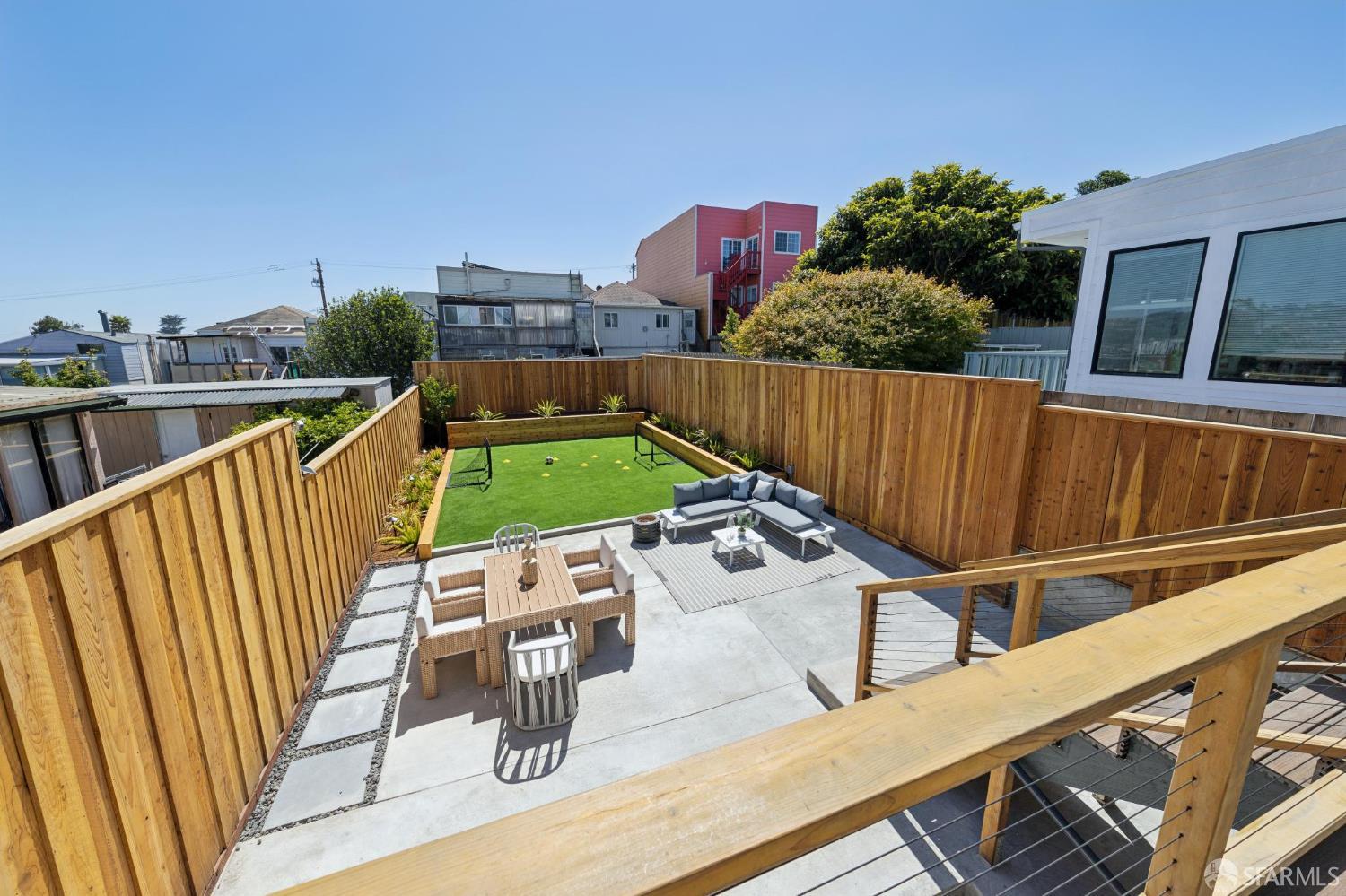 Property photo 44