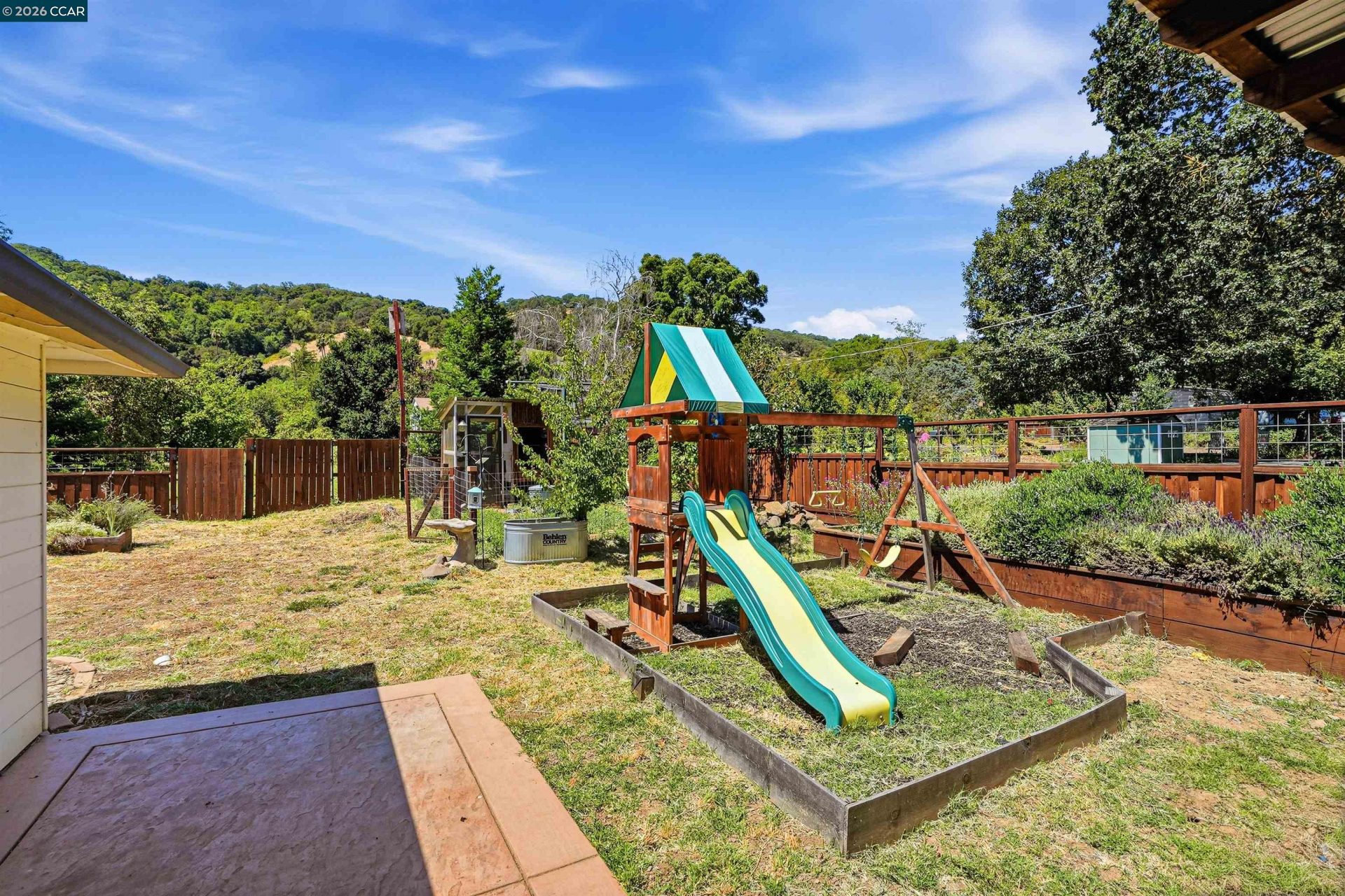 Property photo 37