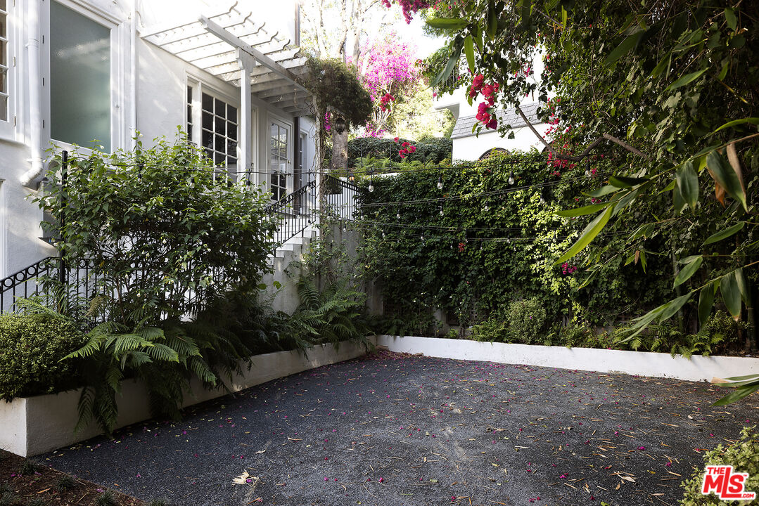 Property photo 34
